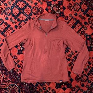 Women’s Patagonia Merino half zip base layer - Pretty Rust Color - size S